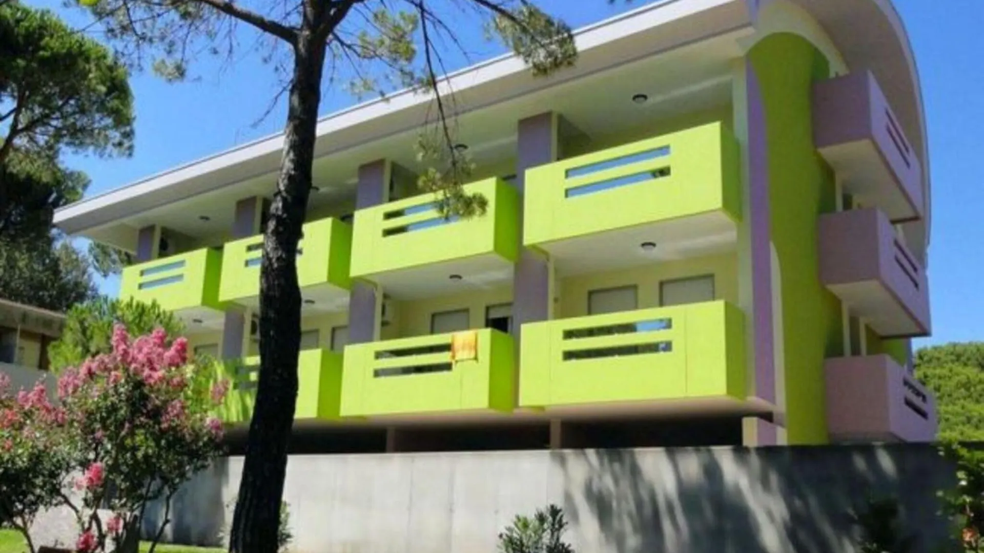 Colorful Apartment With Pool By Beahost Rentals Bibione Italy